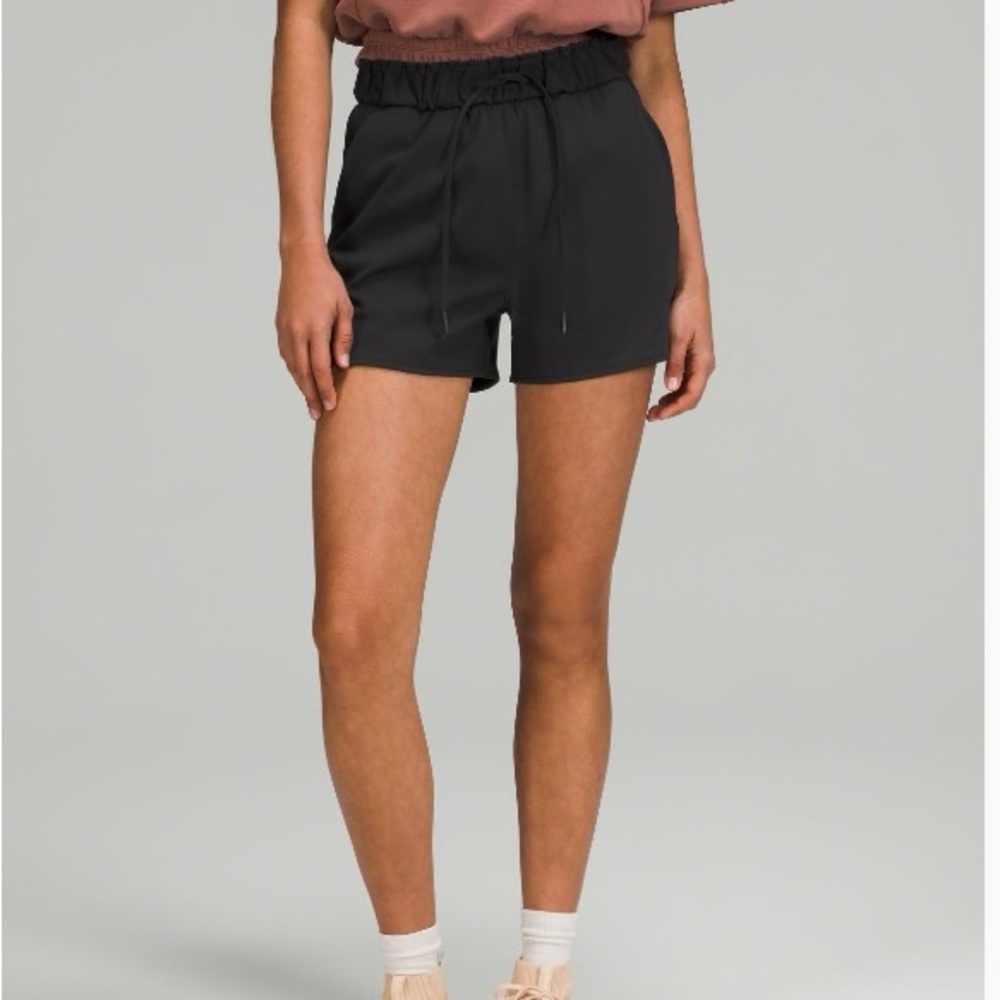 Stretch High Rise Short 3.5”